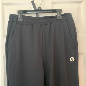 Vuori Black Sweatpants Relaxed Fit Athletic Wear